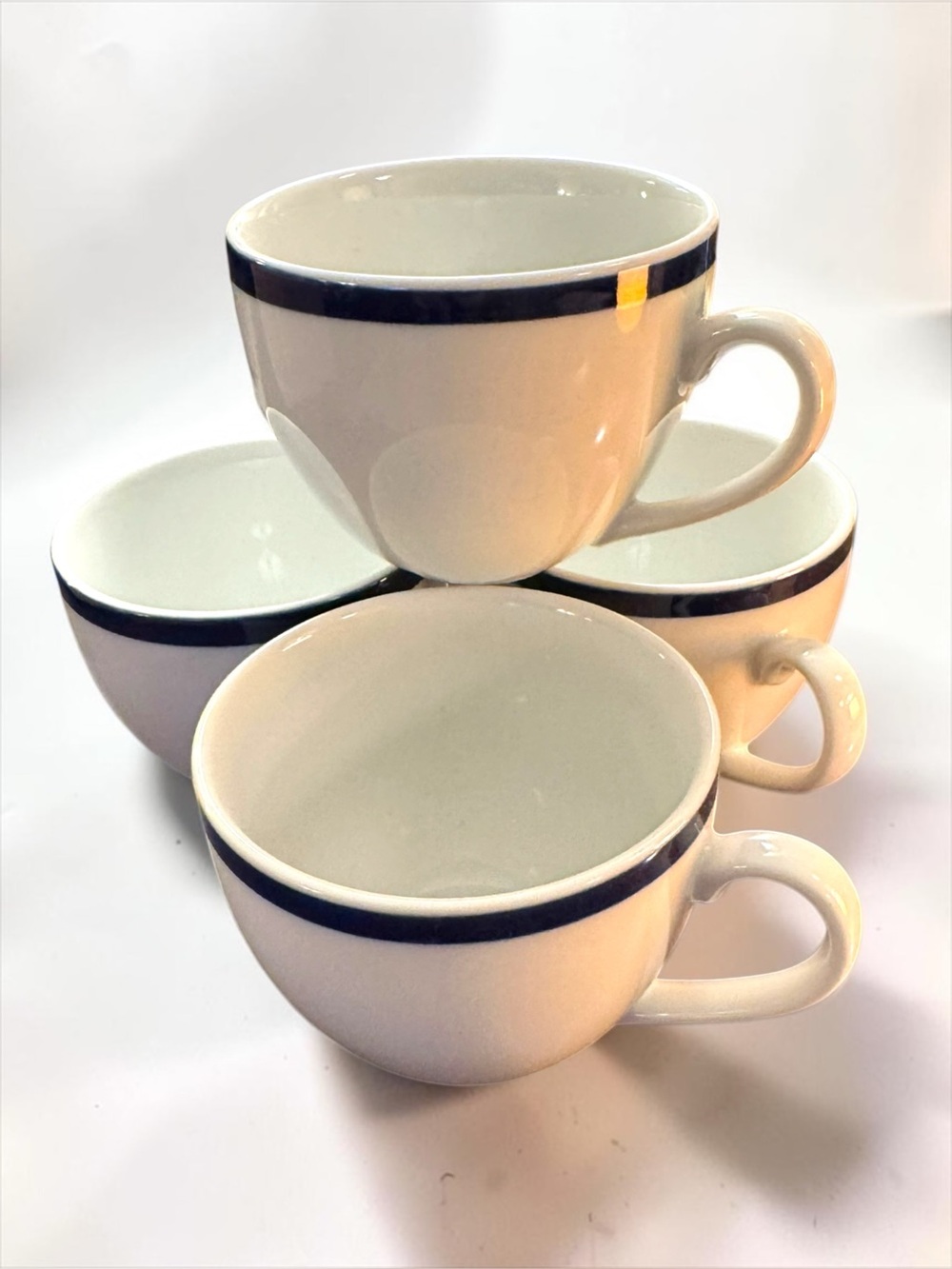 Set of 4 Williams Sonoma Brasserie Mugs Porcelain Navy Blue Coffee Tea